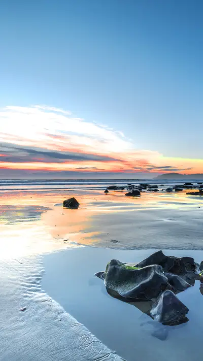 Sunrise over Otago Coastline, South Island - Screenshot 1
