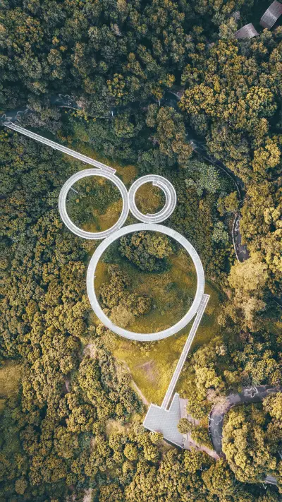 Inventory of the most beautiful travel places in november