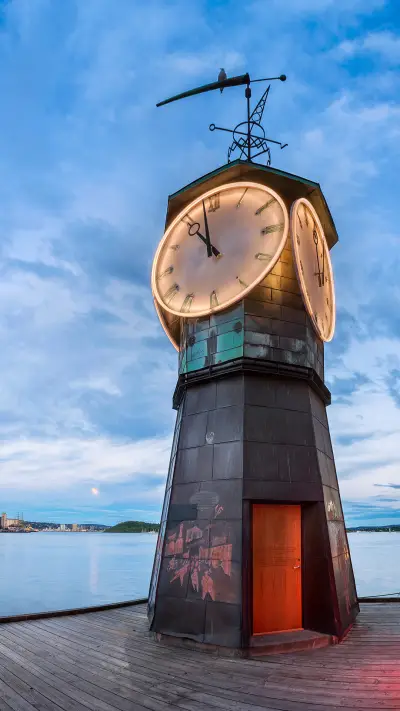 International-lighthouse