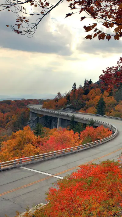 Autumn scenery in the mountains