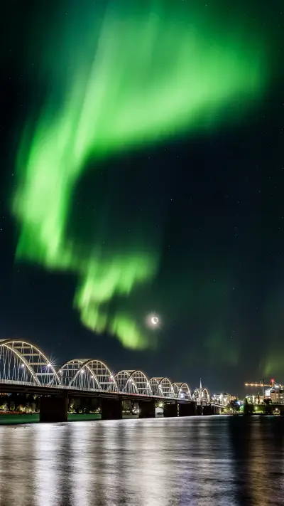 Bridge aurora
