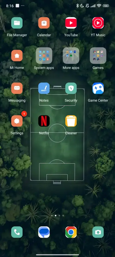 Green Soccer Field - Screenshot 3