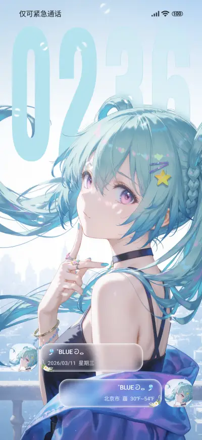 Blue-haired loli