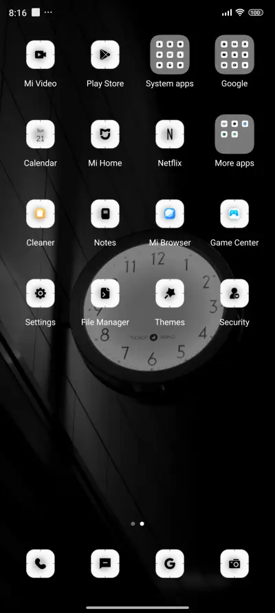 black - Screenshot 3