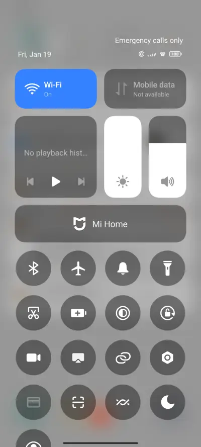 Plain white UI - Screenshot 5
