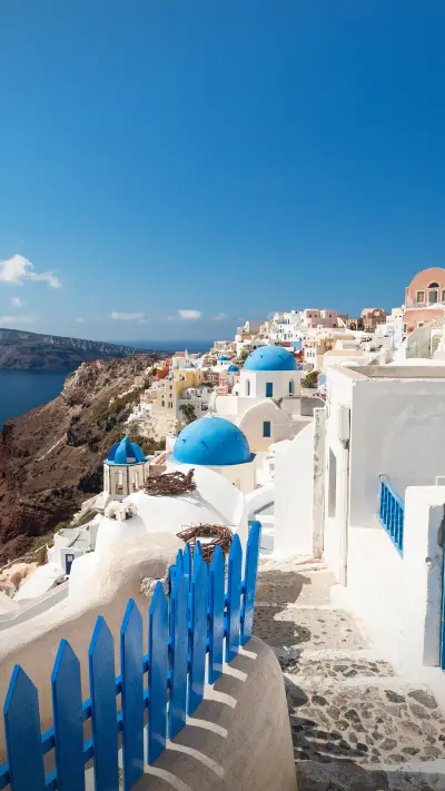 Santorini's romantic journey