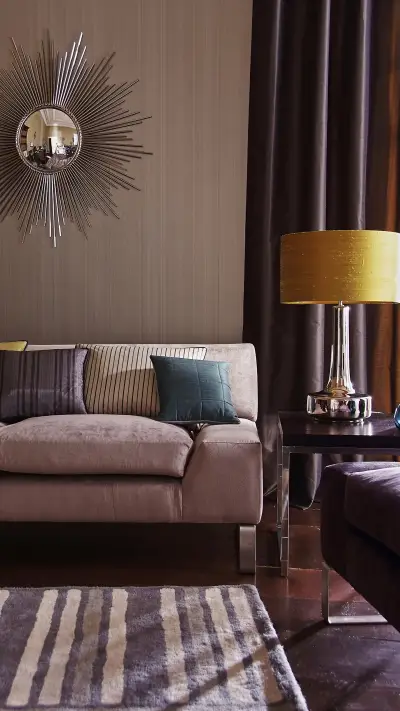 Light Luxury European Retro Style 8