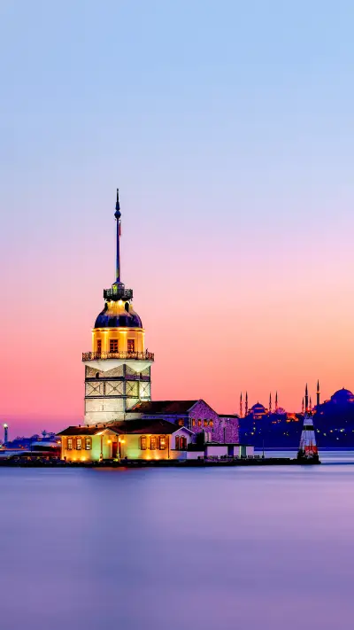 Maiden's Tower in istanbul, Turkey