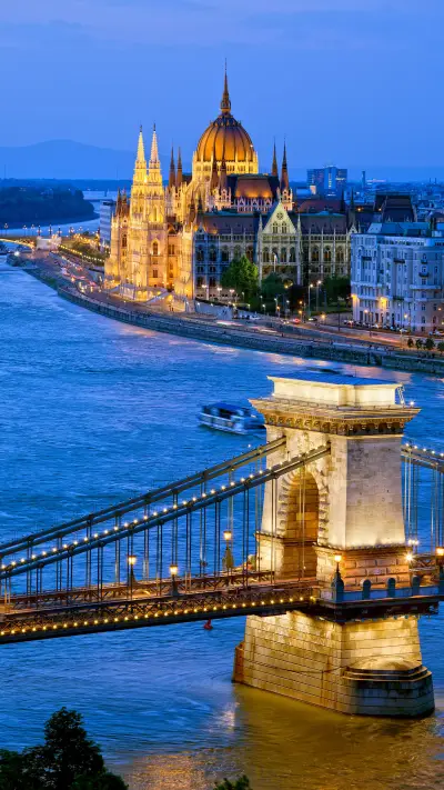 Danube pearl budapest 6