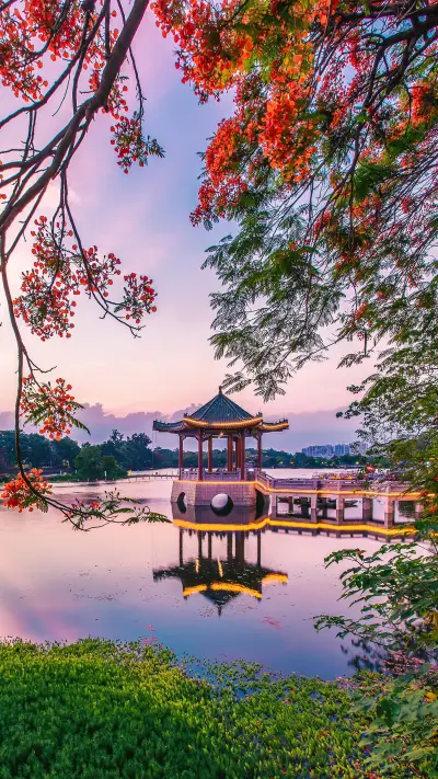 West Lake Zhongyuan Pavilion 18