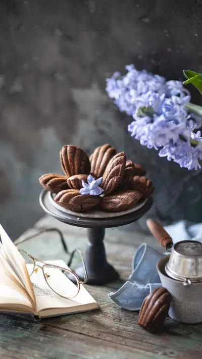 Dessert makes people happy