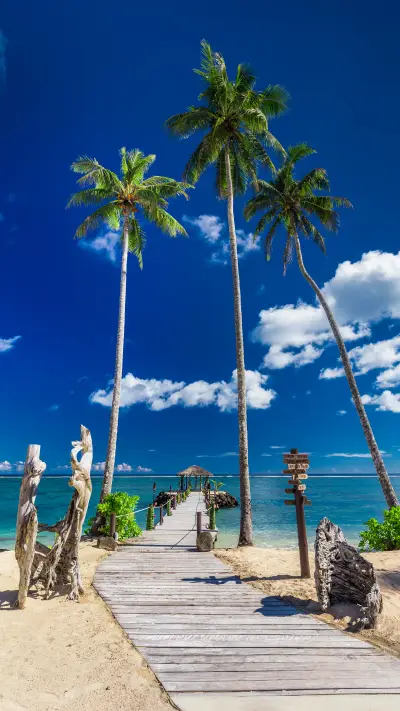 First underwater resort completed 3