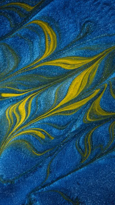 Colors blend as the Milky Way flows