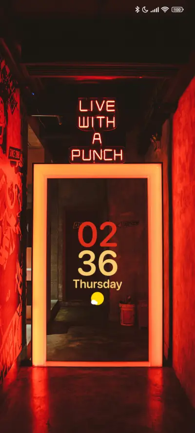 Neon Life - Screenshot 1