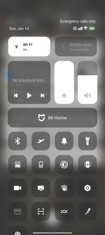black - Screenshot 5