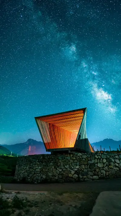 The mystery of the mysterious engine at the galactic