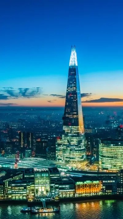 The shard skyscraper in london