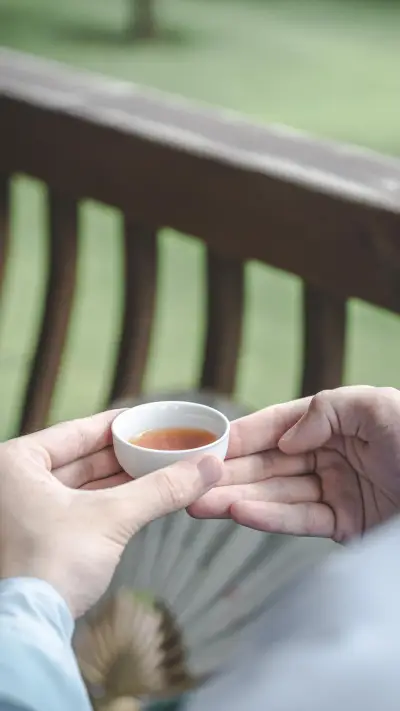 Stay away from the misconceptions of drinking tea 2