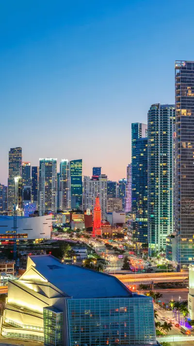 Modern cityscape - Screenshot 1