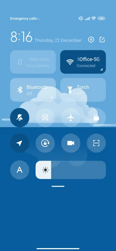 Blue sea of clouds - Screenshot 6