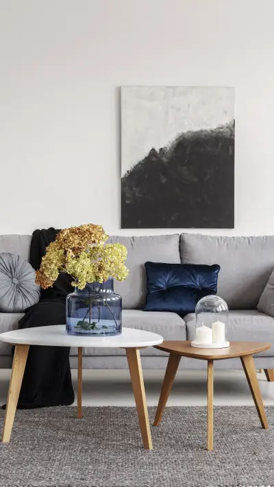 Small family decorat